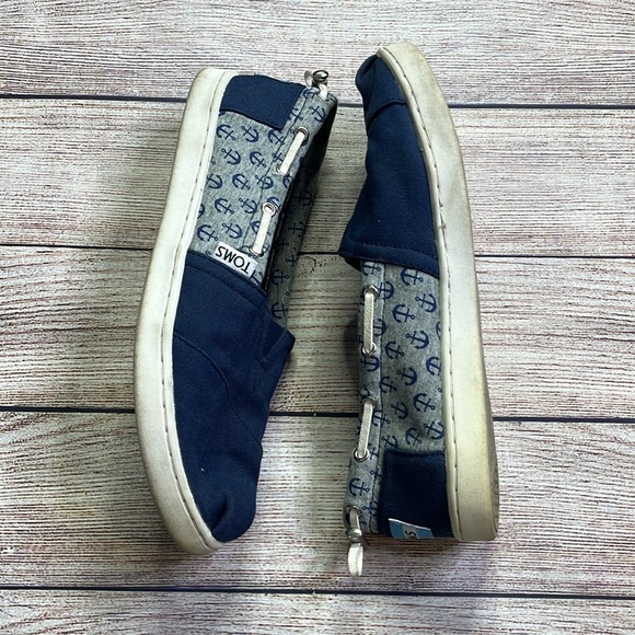 Tom’s Navy/Gray Anchor Print Slip On Flats Size 4 (Womens size 6/6.5) - Picture 3 of 9